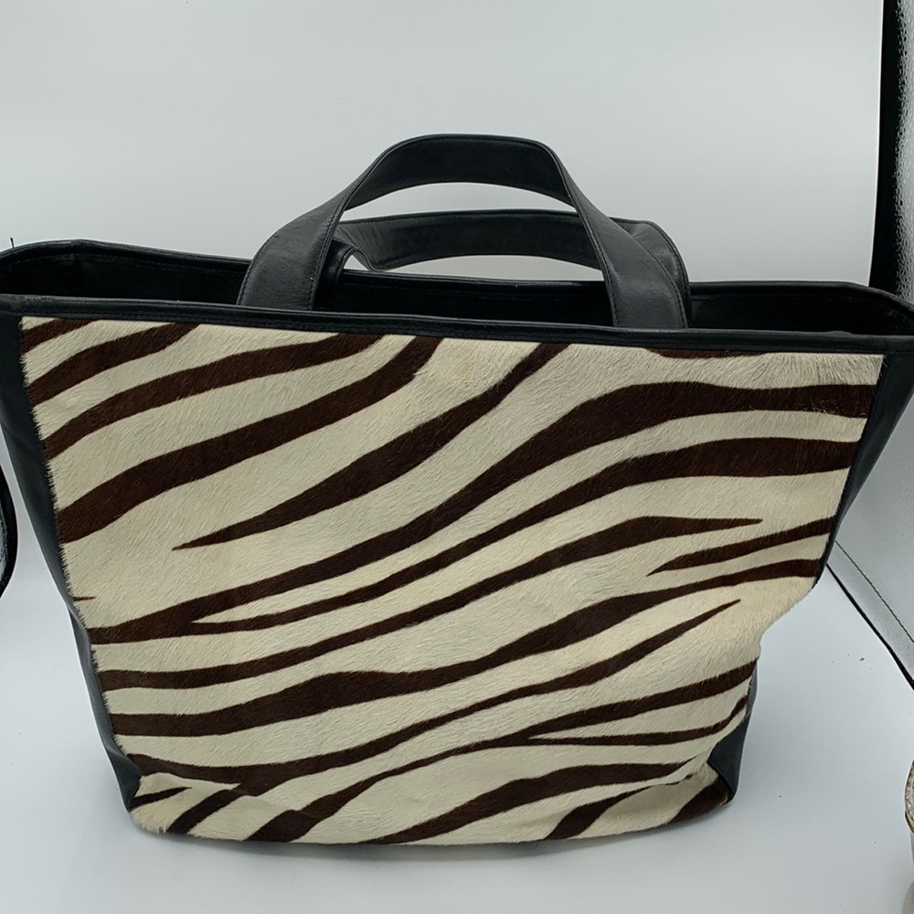 Dana Buchman Leather faux calf hair purse / tote. Slight wear / bit dirty inside